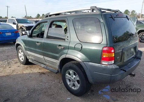 2004 Ford Escape Xlt z USA, uszkodzony, nr VIN 1FMYU03124KA46852